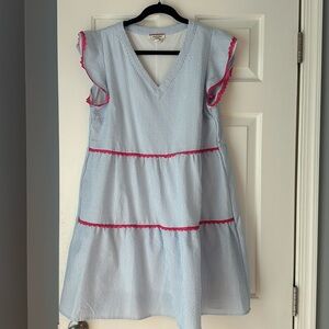 Seersucker dress with pink details